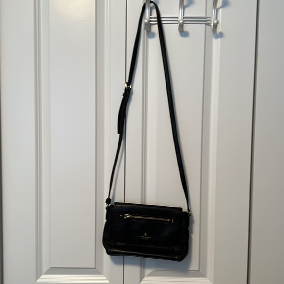 Kate Spade Crossbody Bag. Black pebbled leather. - Picture 2 of 8